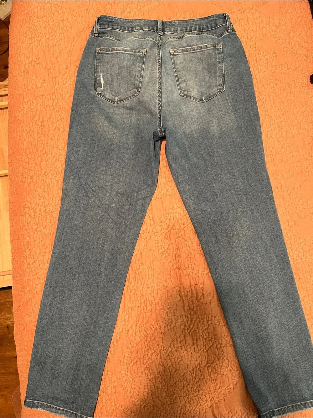 Sonoma Women’s Light Blue Straight Leg Jeans
